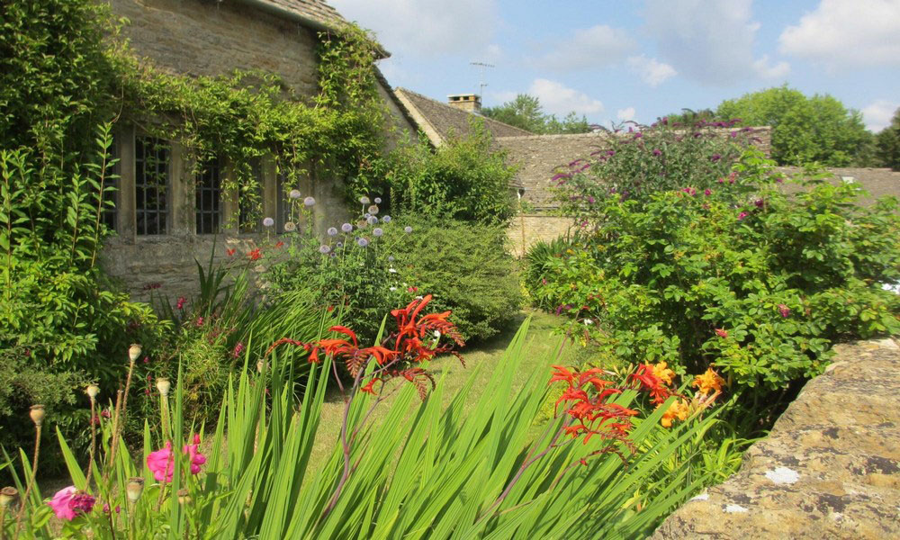 Cotswolds self catering holiday cottage to rent, sleeps 6